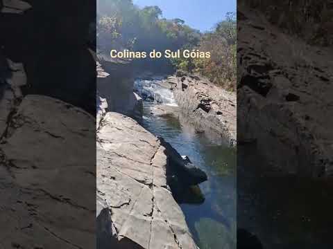cachoeira, fica em colinas do Sul Góias😍
