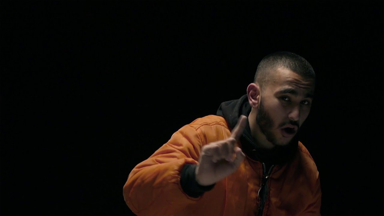 Robin Nazari – ”Leva”