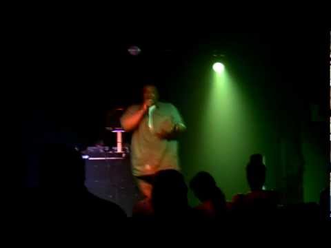 BIGKLEF - PERFORMING "POUR IT UP" LIVE @ NKC, OAKLAND
