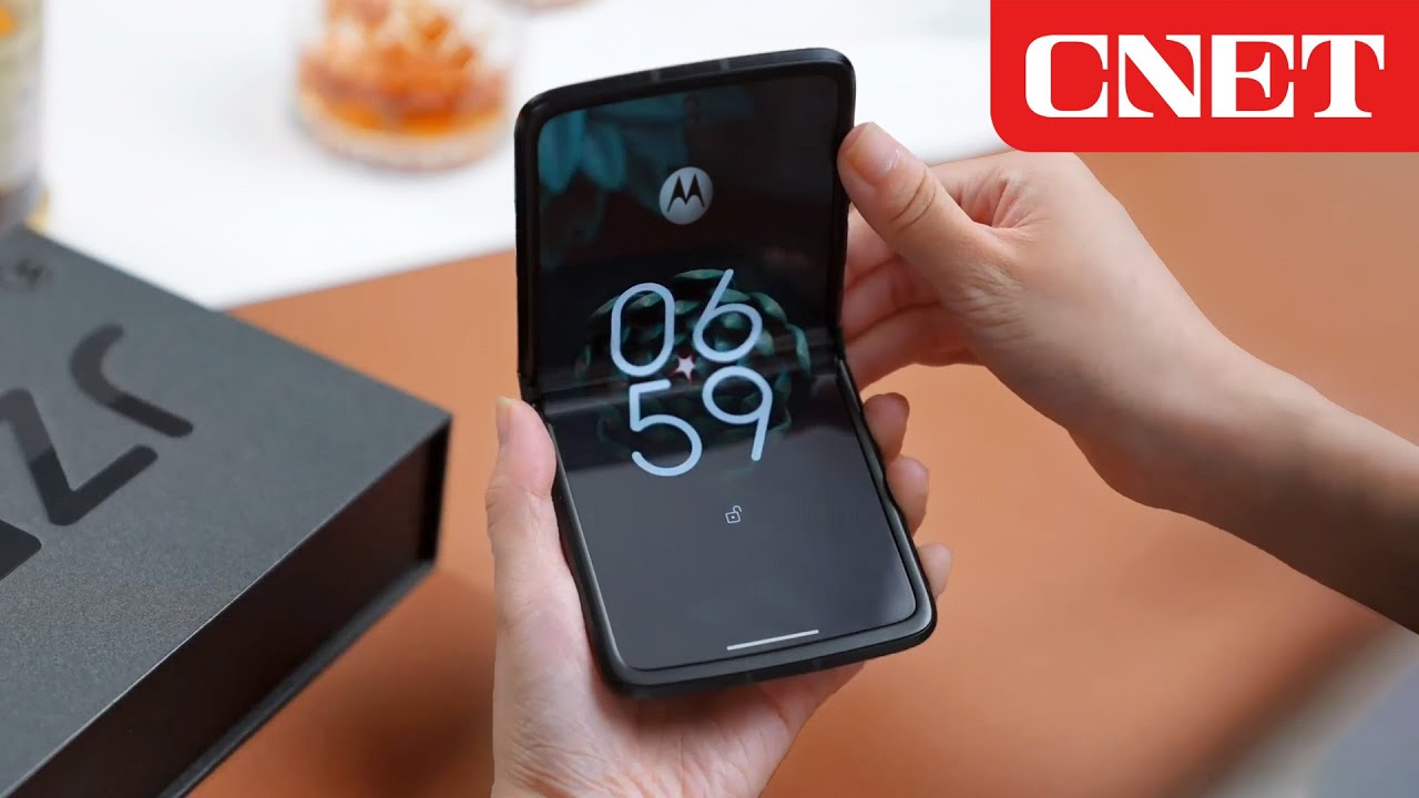 Upgraded Moto Razr 2022: Everything To Know
