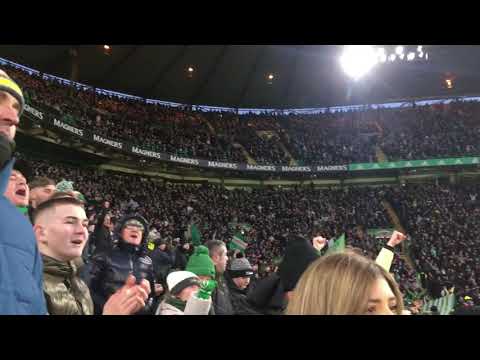 Celtic fans ECSTATIC at LATE GOAL! | Celtic 1-0 Dundee United