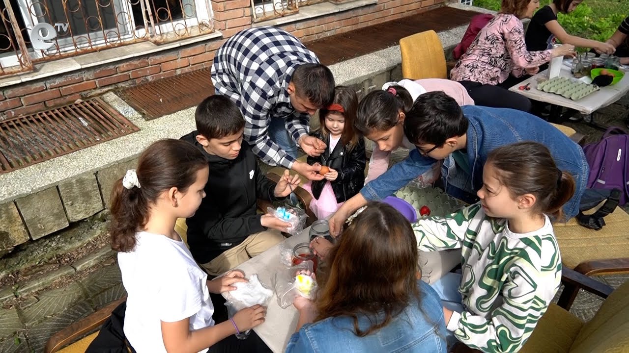 Децата на ОДК - Кърджали боядисаха 500 яйца за Великден