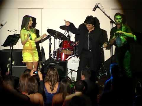 Naha Ekato Kardies - Ah As Borousa - Jenny  Apostolidis With Vasilis Terlegas Live 2010