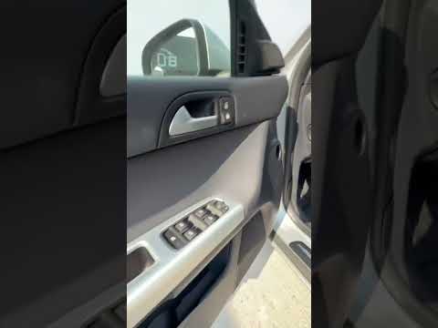 фото volvo v50 i рестайлинг 0