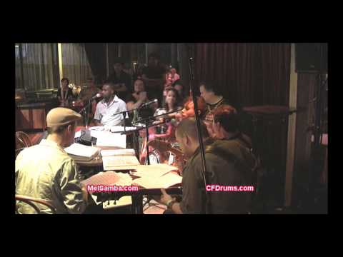 SUINGUE BRAZUCA LIVE! - Mas Que Nada - Roda de Samba em Melbourne, Australia