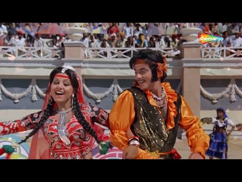 Hum Banjaron Ki Baat (Lyrical) — watch video