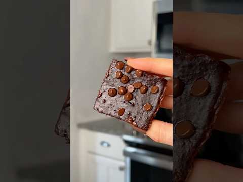 3 Ingredient Brownies (gluten-free, dairy-free, egg-free!)
