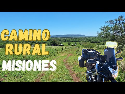 Caminito típico de Misiones, offroad en moto