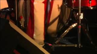 The White Stripes - Glastonbury 2005 - 17 Screwdriver