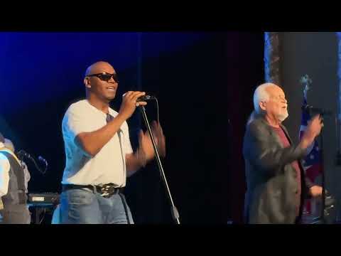 Play Video Youtube Video