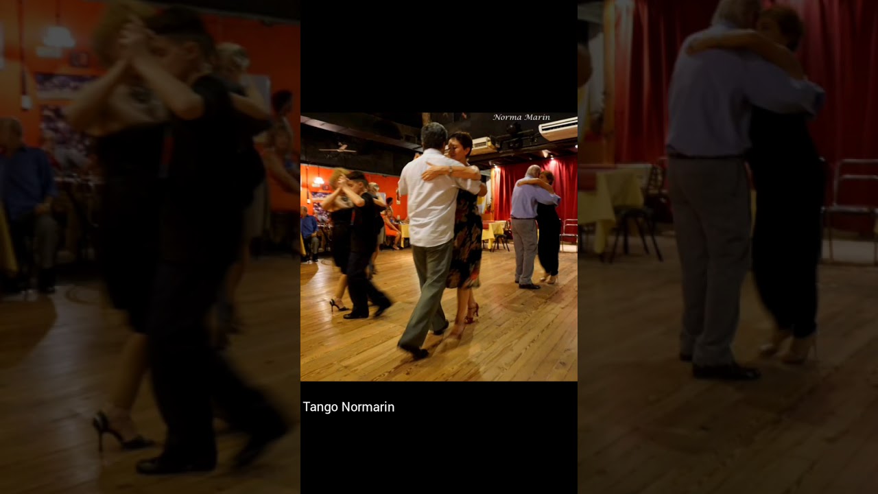 Clely Rugnone & Oscar Héctor  "La Vuelta" Milonga (Fotos Recuerdo 06-01-2017)