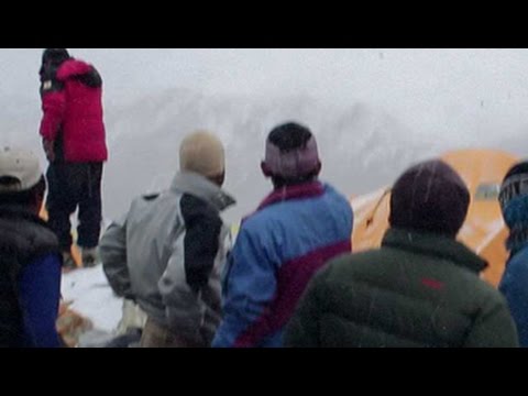 The terrifying moment the earthquake struck