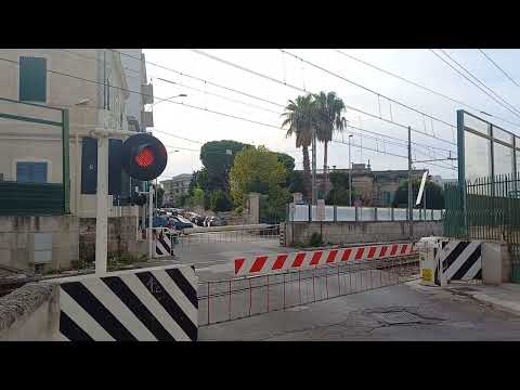 Passaggio a livello Monopoli (BA) - Level crossing -Bahnübergang