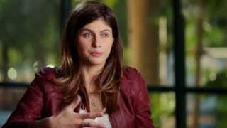 San Andreas Official Movie Interview - Alexandra Daddario video