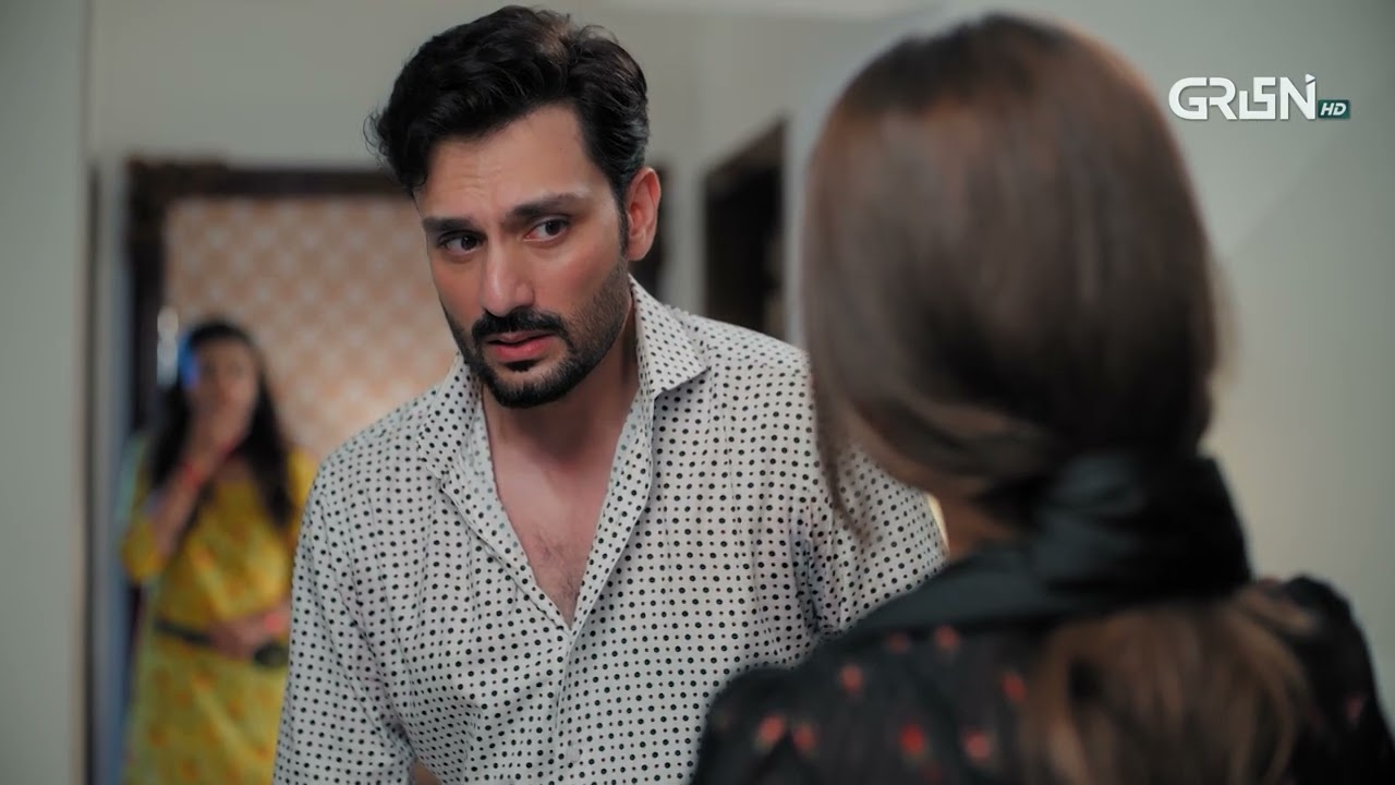 Farad Ke Munh Par Para Zordar Tamacha | Main Zameen Tu Aasmaan | Hiba Bukhari | Green TV