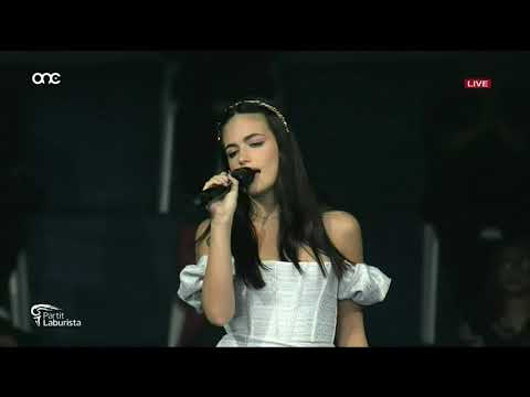 Palace String Orchestra ft. Gaia Cauchi - When Love Takes Over