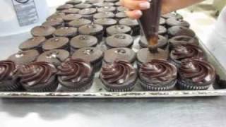 Dorothy Ann Bakery Chocolate Fudge Process Fun Version