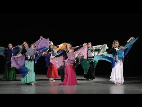 Kathreen Derouet - Mama-baby-belly dance (4K)