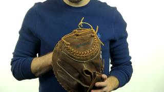 Video thumbnail: Nokona Classic Walnut Softball Series: WF3250C (CM275WCW) Fastpitch Catcher's Mitt