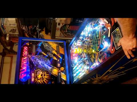 Stern Flight 2000 walk around and quick play