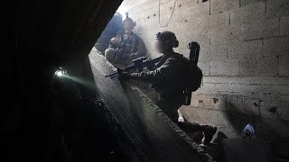 המלחמה בישראל | היום ה-122 (לאומנות - ישראל, המזרח התיכון והעולם) - התמונה מוצגת ישירות מתוך אתר האינטרנט יוטיוב. זכויות היוצרים בתמונה שייכות ליוצרה. קישור קרדיט למקור התוכן נמצא בתוך דף הסרטון