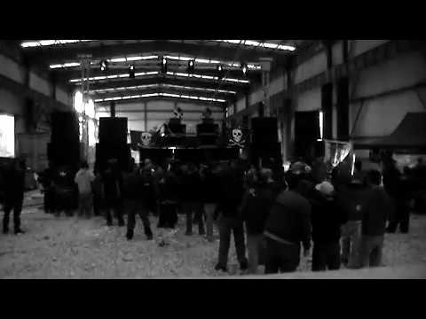 Cronik & Nameless Soundsystem // Rave Party @ Napoli //29-30-31_10_2011