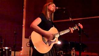 Lisa Loeb &quot;Truthfully&quot;