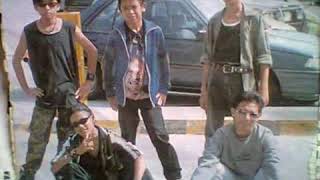 Download lagu Kristal - Seragam Hitam mp3 Download lagu Kristal - Seragam Hitam mp3