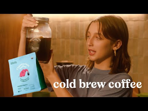 how to make cold brew coffee (with emma chamberlain)