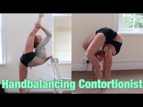 4 months Handstands + Contortion Training