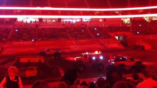 Grave Digger intro / Truck Parade