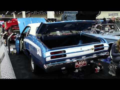 Mopar @ Autorama Detroit 2012 | Alex Stark 1971 Plymouth Duster Restore