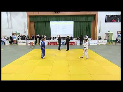 Jaana Sundberg - Satu Lehikoinen SM-judon 57 kg:n finaalissa 2.4.2011