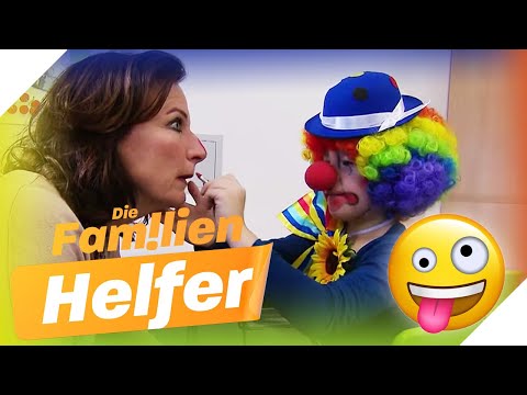 Alle lachen ihn aus! Wieso macht sich Timo (7) freiwillig zum Clown? 🤡 | Die Familienhelfer | SAT.1