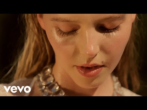 LINA - 24/7 (Offizielles Musikvideo)