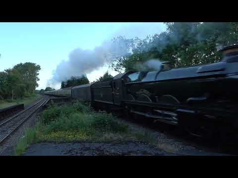 7029 & 47773 Vintage Trains The Whistling Ghost