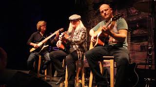 SAGA - The Security of Illusion (Acoustic)