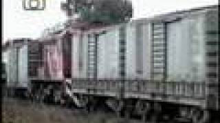 preview picture of video 'Tren granero de NCA saliendo de Dalmacio Vélez Sarsfield'