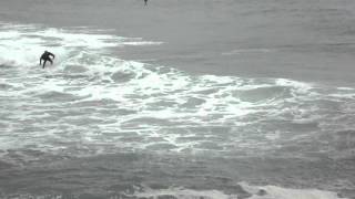 preview picture of video 'Kong surfing in Prainha beach'