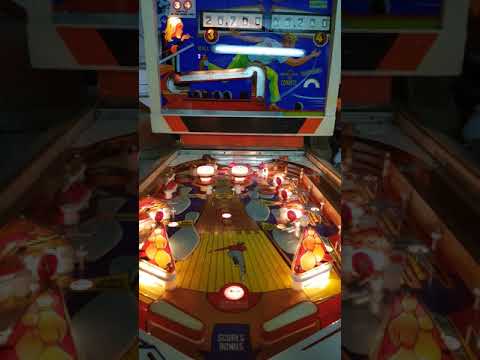 A l'aide ! Flipper - Gottlieb "300" (1975)