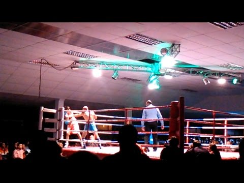 KNOCKOUT DE ELIAS "EL MACHO" ARAUJO - RUFINO 12-09-2015