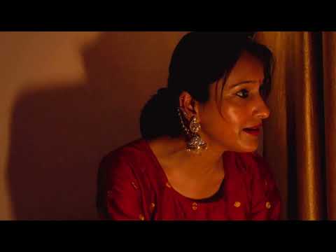 Jhumkas: More than just earrings, they're your style symphony! Dive into the rhythm of elegance ✨✨