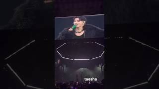 i can't imagine the next 3 night's tae with his green mic 💚 #v #taehyung #taetae