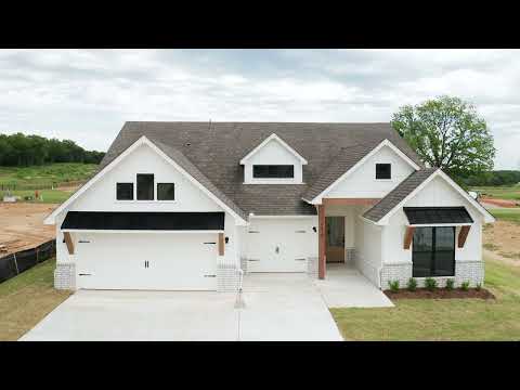 The Berkshire - 4 Bedroom 3 Bath +Flex Room