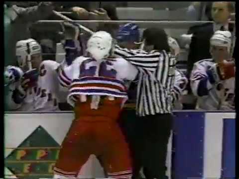 Mike Gartner vs Rob Ray