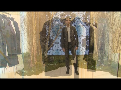 Rochas - Menswear Autumn/Winter 2017/18 presentation in Paris (with interview)