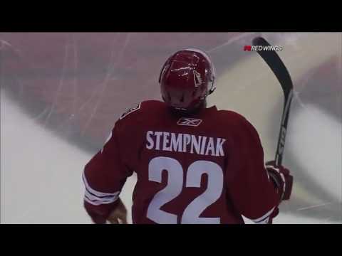 NHL Playoffs  Game 1  Detroit Red Wings @ Phoenix Coyotes  April 14, 2010
