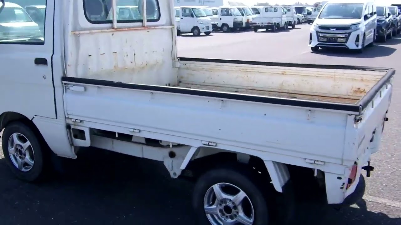 2001 Daihatsu Hijet Truck S210P (UW-699fe7cb7753e)