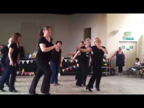 LITTLE RITMO LINE DANCE
