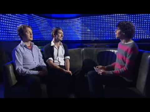 Simon Amstell Interviews The Feeling